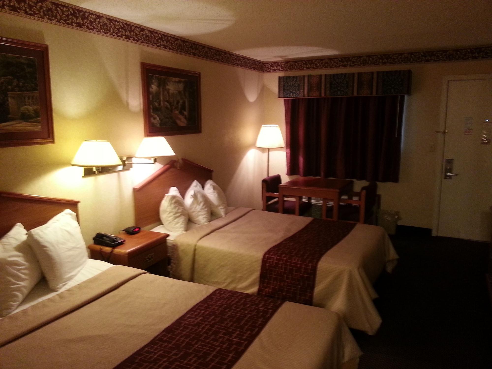 Days Inn & Suites By Wyndham Monroe Luaran gambar