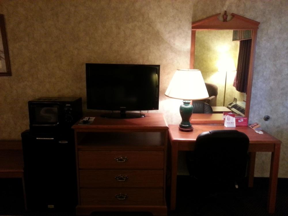 Days Inn & Suites By Wyndham Monroe Luaran gambar