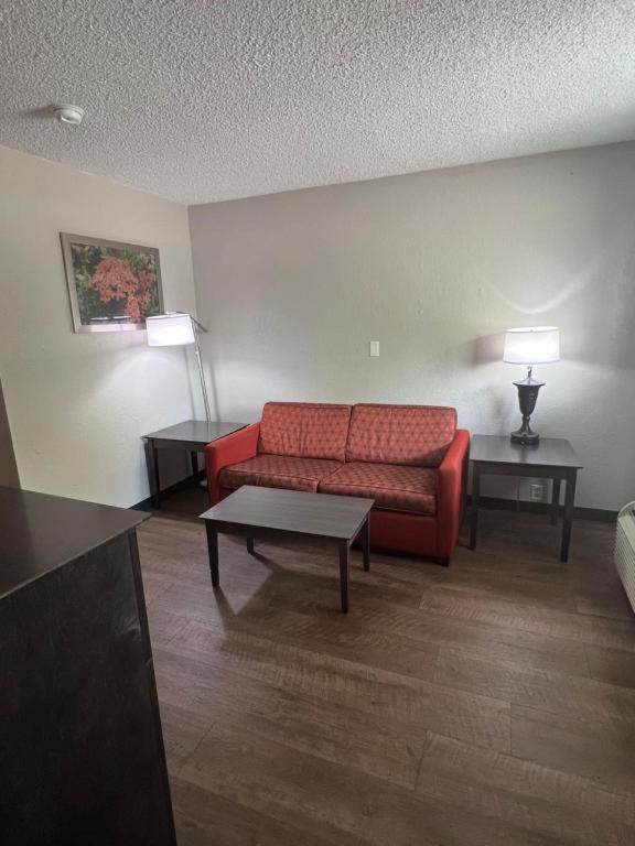 Days Inn & Suites By Wyndham Monroe Luaran gambar