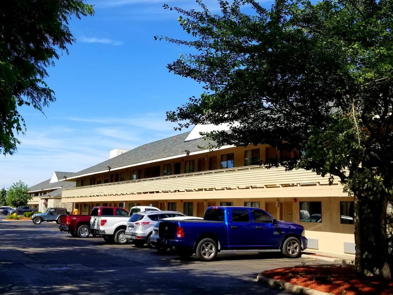 Days Inn & Suites By Wyndham Monroe Luaran gambar