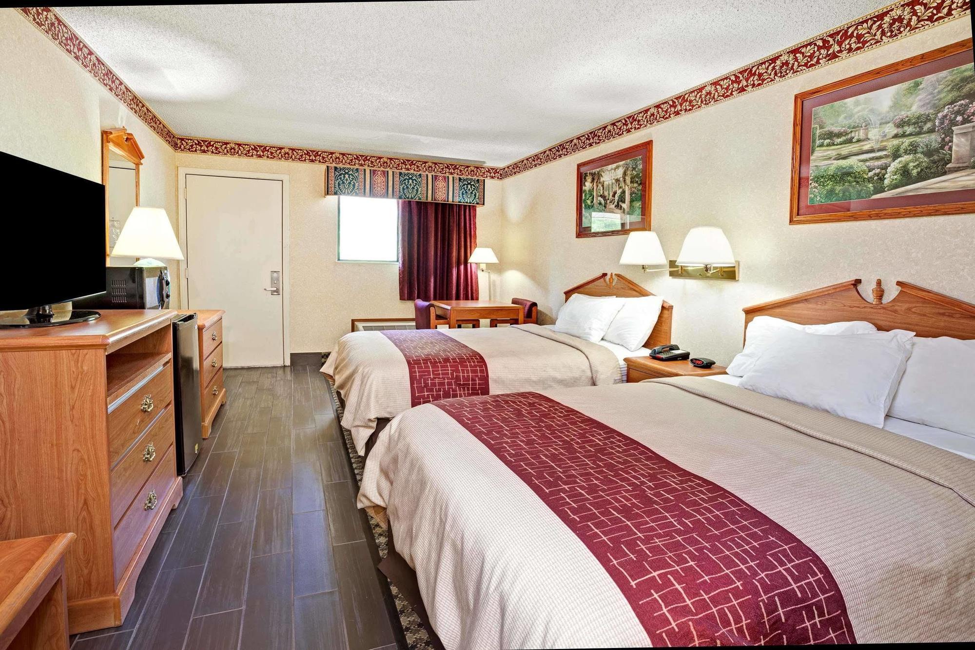Days Inn & Suites By Wyndham Monroe Luaran gambar